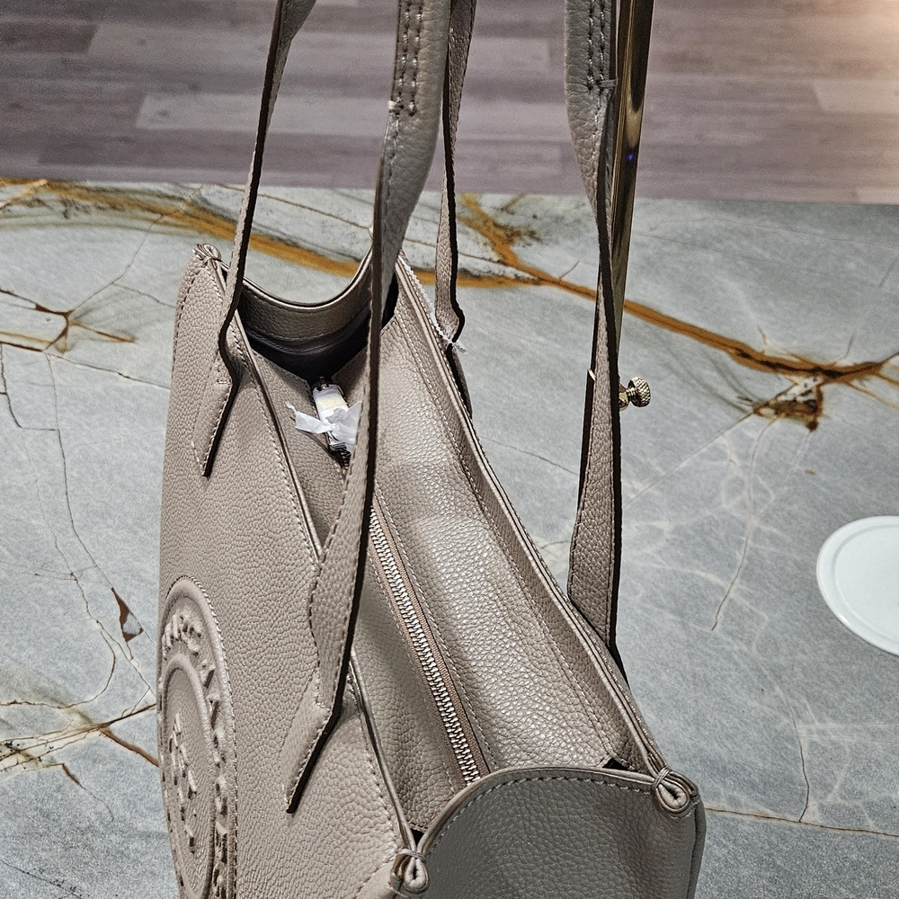 Marc Jacobs Taupe Tote Bag Large - Picture 9 of 13